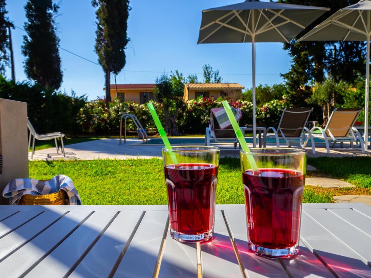 Cypress Garden Villas Σβορωνάτα Εξωτερικό φωτογραφία