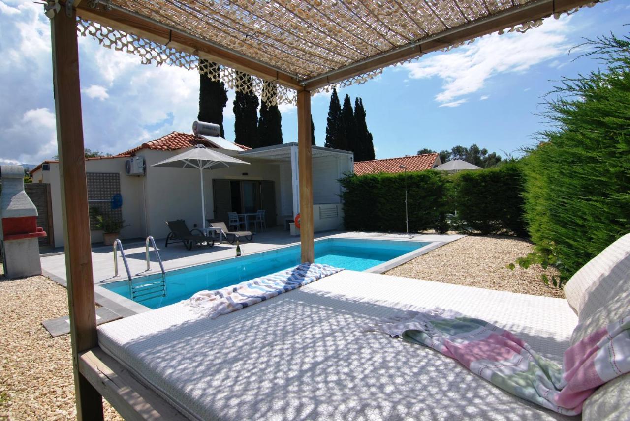 Cypress Garden Villas Σβορωνάτα Εξωτερικό φωτογραφία