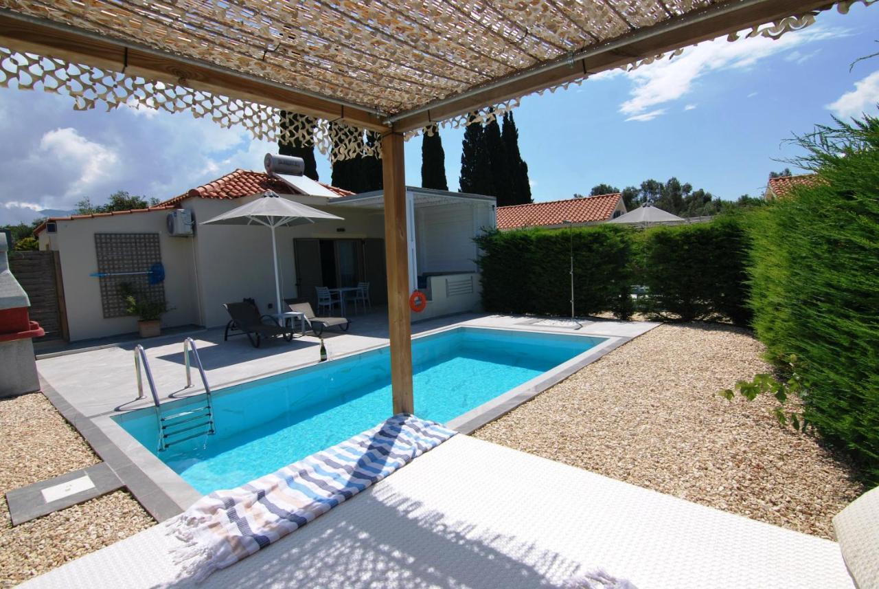 Cypress Garden Villas Σβορωνάτα Εξωτερικό φωτογραφία